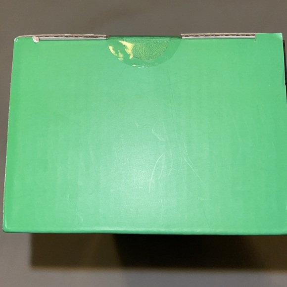 CHI Lime To Wow Ceramic 1” Hairstyling Iron - Picture 6 of 7